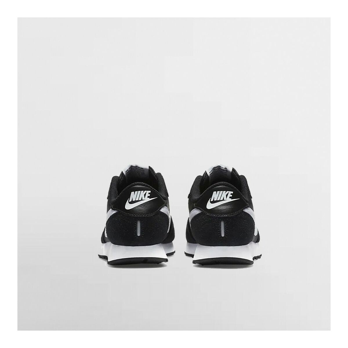 Nike MD Valiant BG CN8558-002 Sportschuhe für Kinder