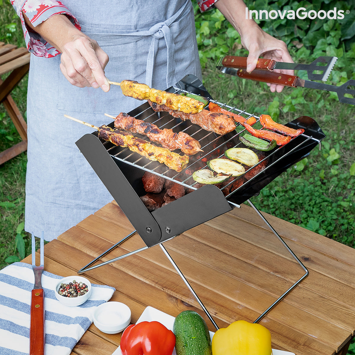 Mini tragbarer Klapp-Grill für Holzkohle Foldecue InnovaGoods
