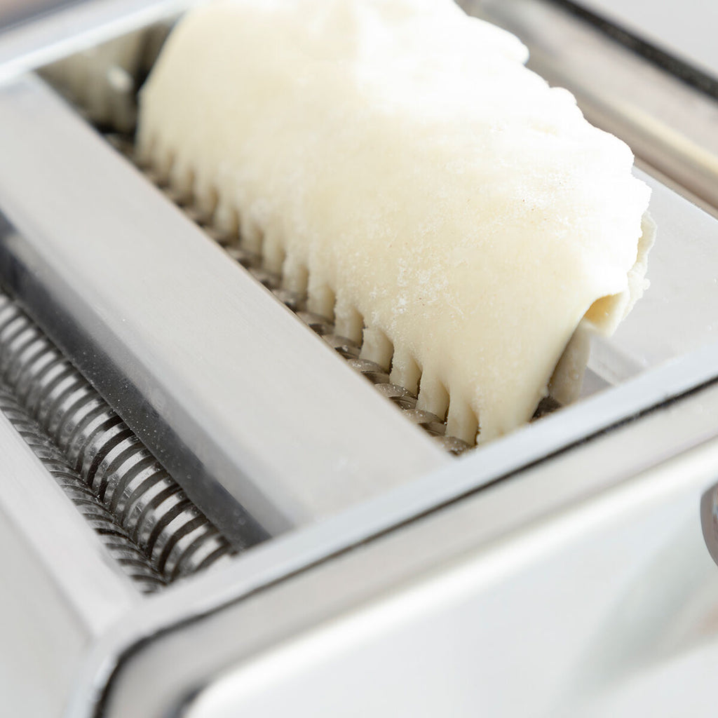 Maschine zur Herstellung frischer Pasta mit Rezepten Frashta InnovaGoods
