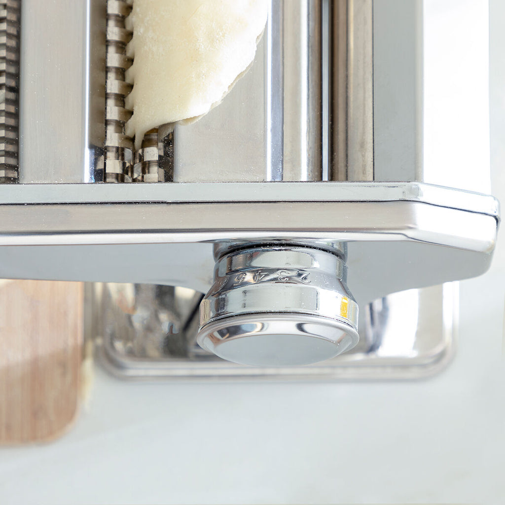 Maschine zur Herstellung frischer Pasta mit Rezepten Frashta InnovaGoods