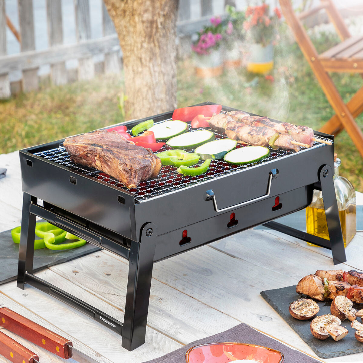 Faltbarer tragbarer Holzkohlegrill BearBQ InnovaGoods